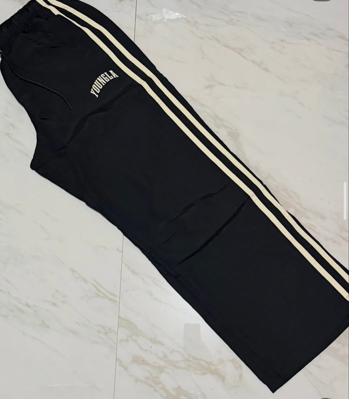 Jogger negro