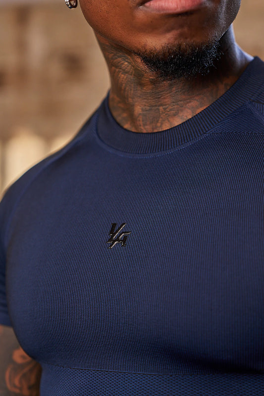 4339 - Forme Compression Tees Navy YoungLa