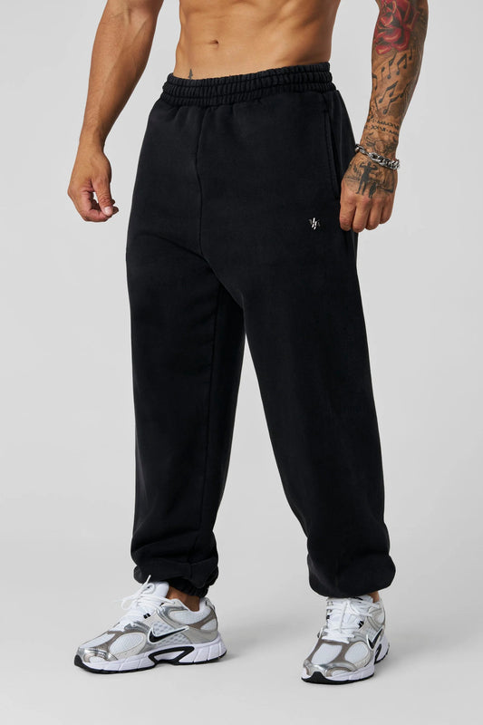 2069 - Elevated Essentials - Baggy Joggersa black wash YoungLa