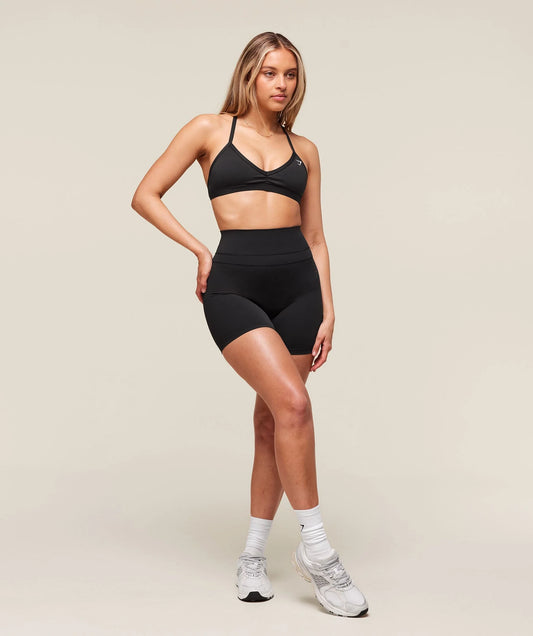 Conjunto de dama (top y short Gymshark)
